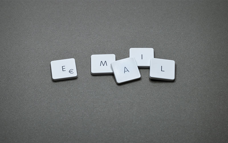E-Mail